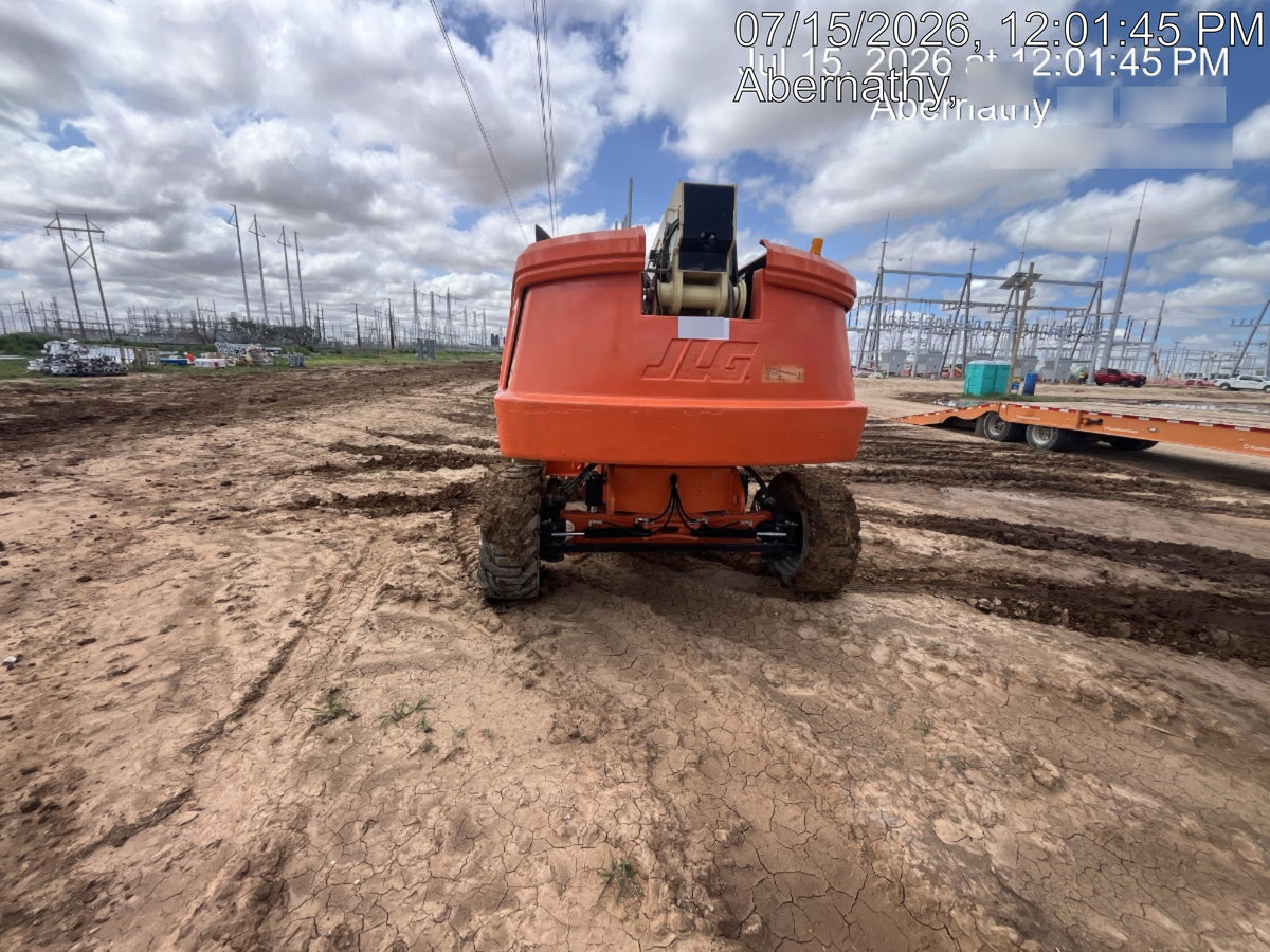 2019 JLG 660SJ