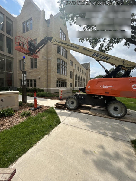 2024 JLG 660SJ