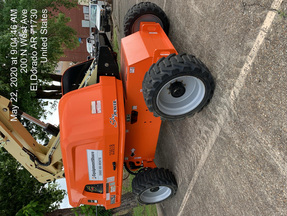 2019 JLG 660SJ