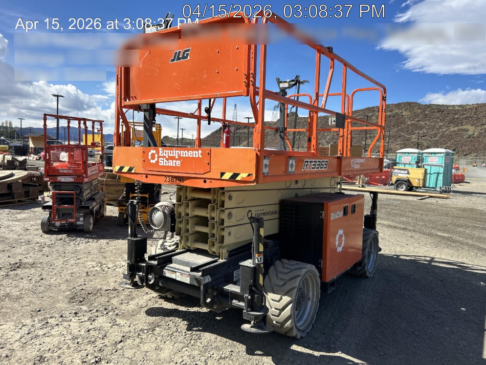 2022 JLG RT3369
