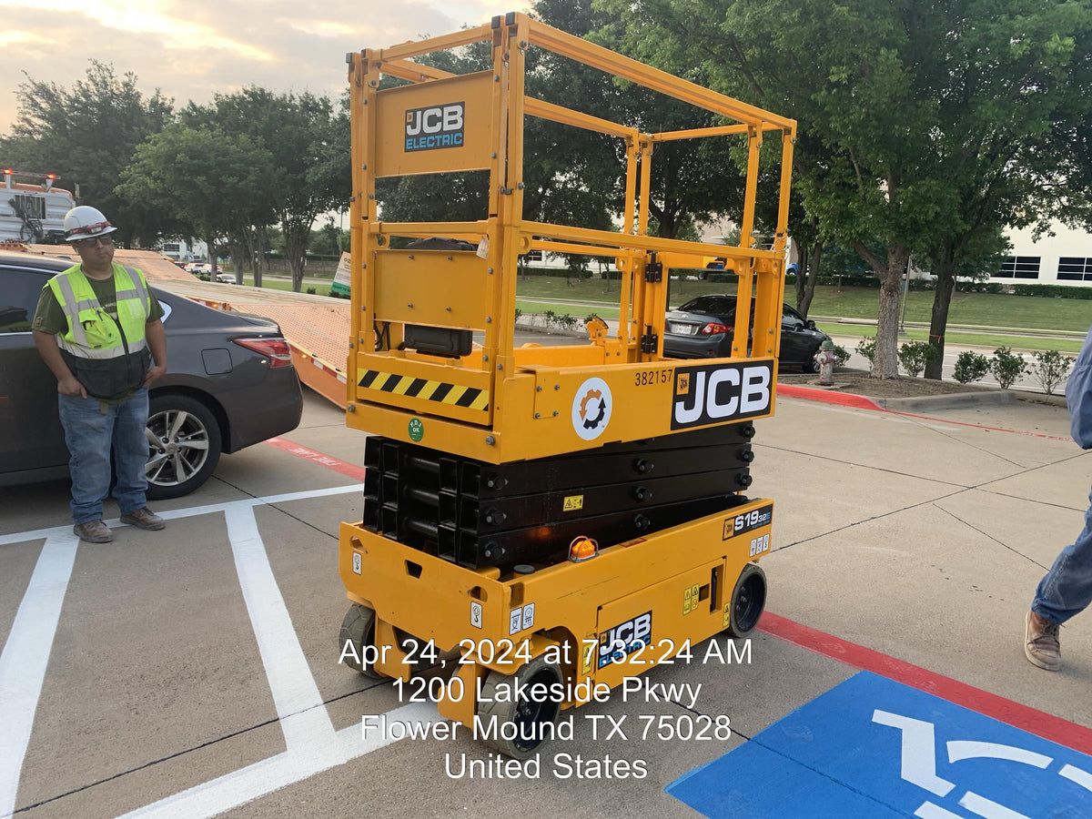 2024 JCB S1932E