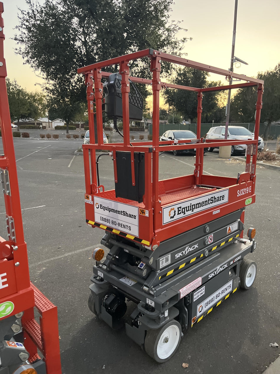 2023 SKYJACK SJ3219