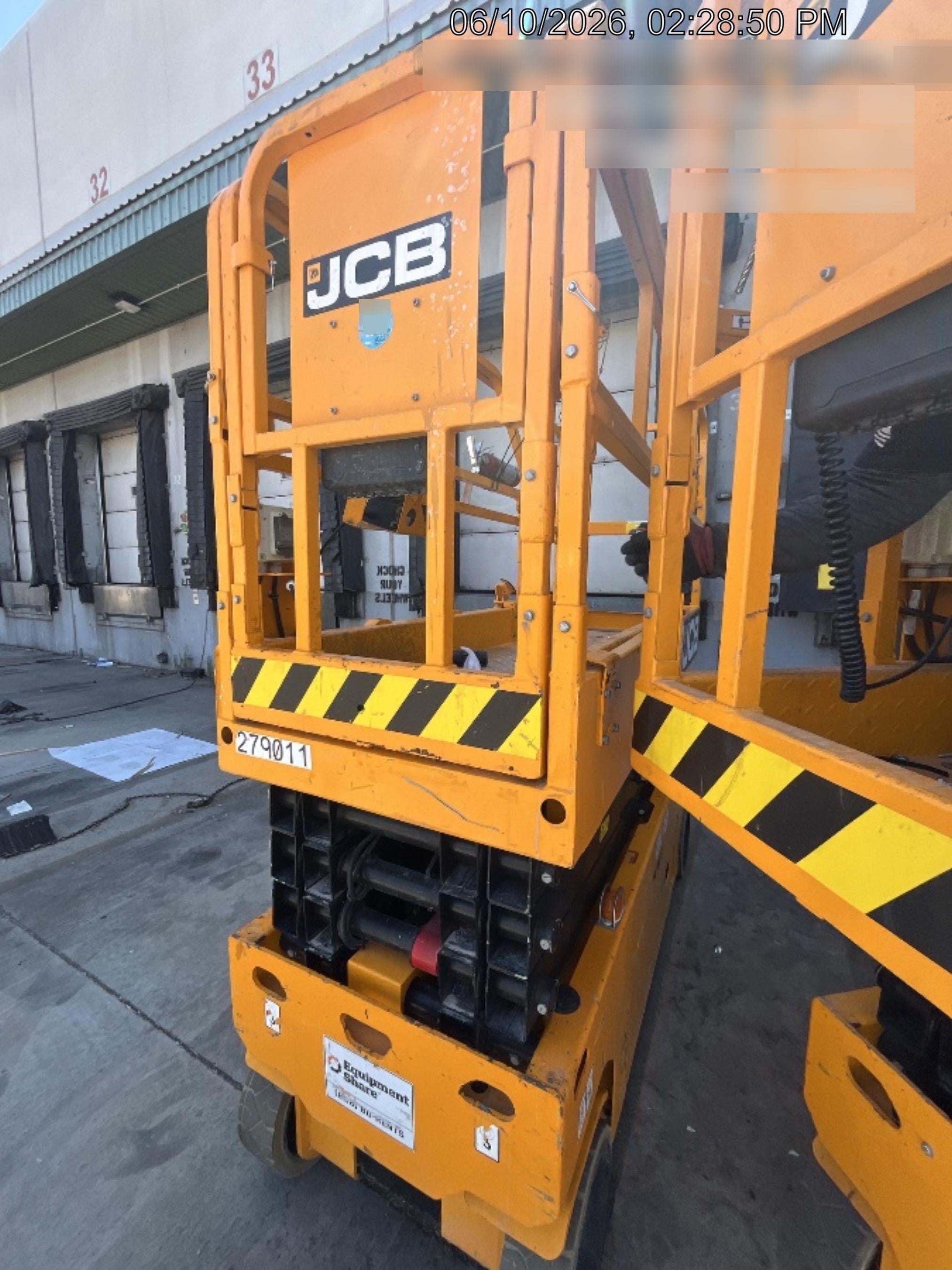 2023 JCB S2632E