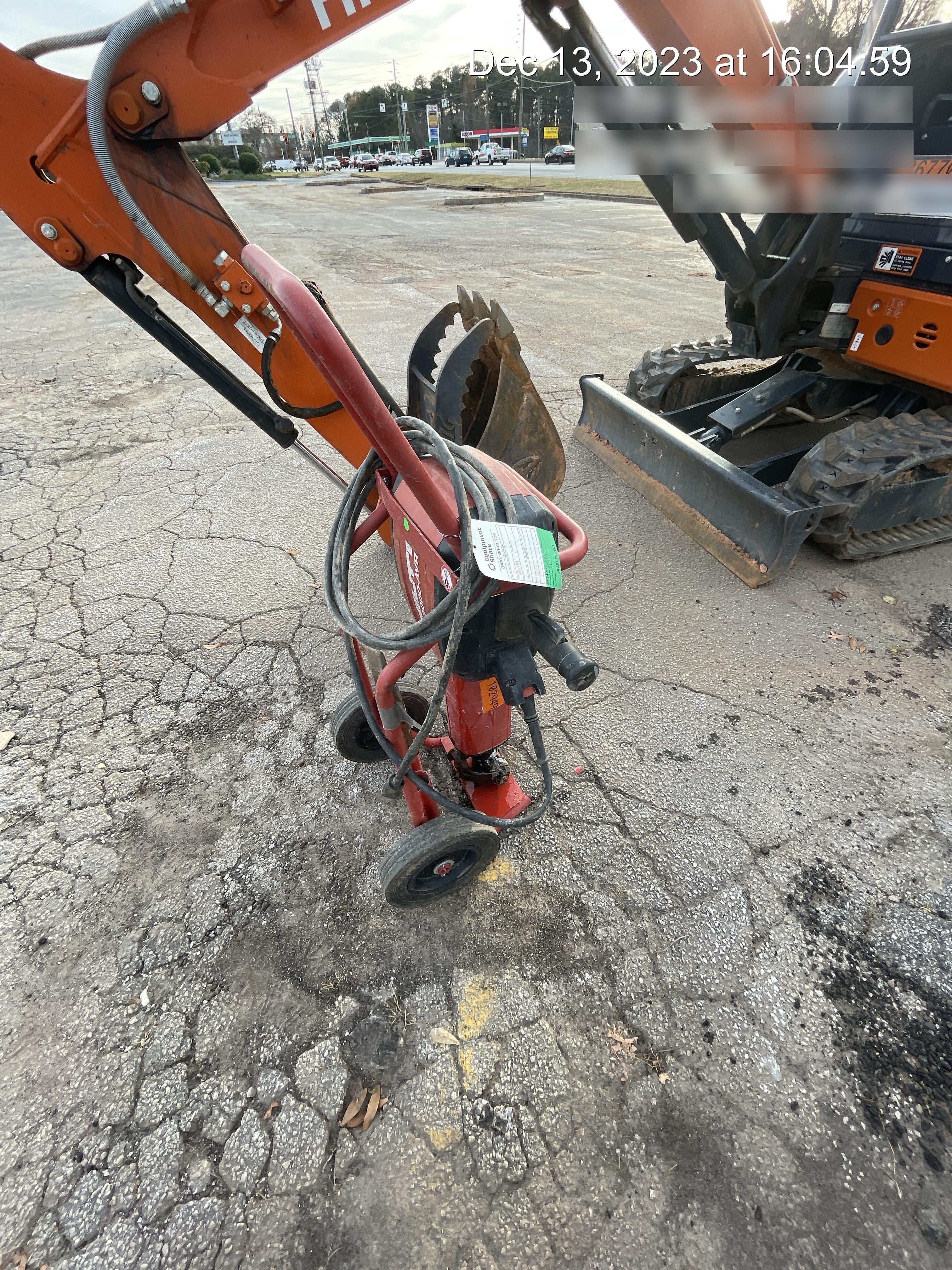 2020 HILTI TE 3000-AVR