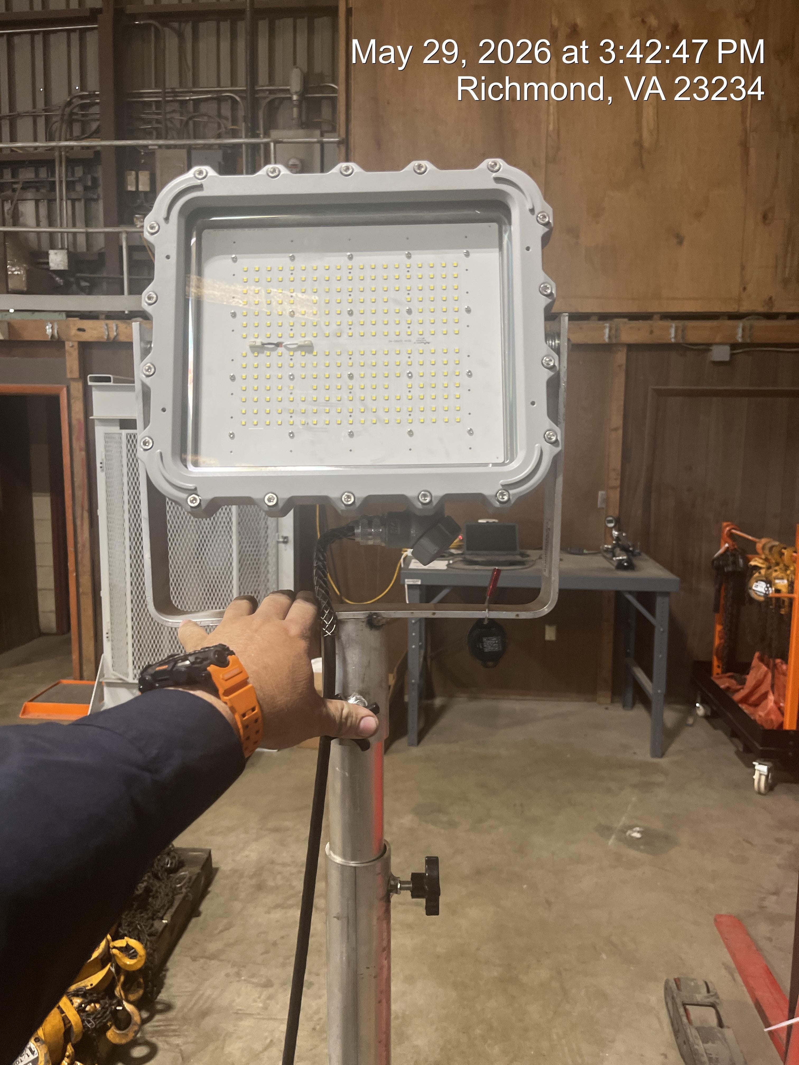 2026 WORKSITE LIGHTING RREXL-100W-M-T