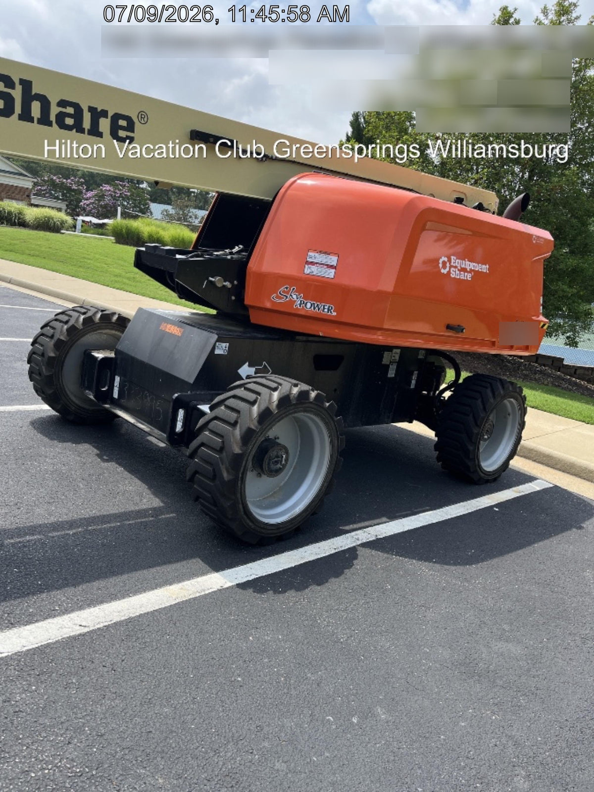 2025 JLG 660SJ