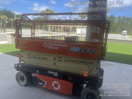 2022 JLG ES2632