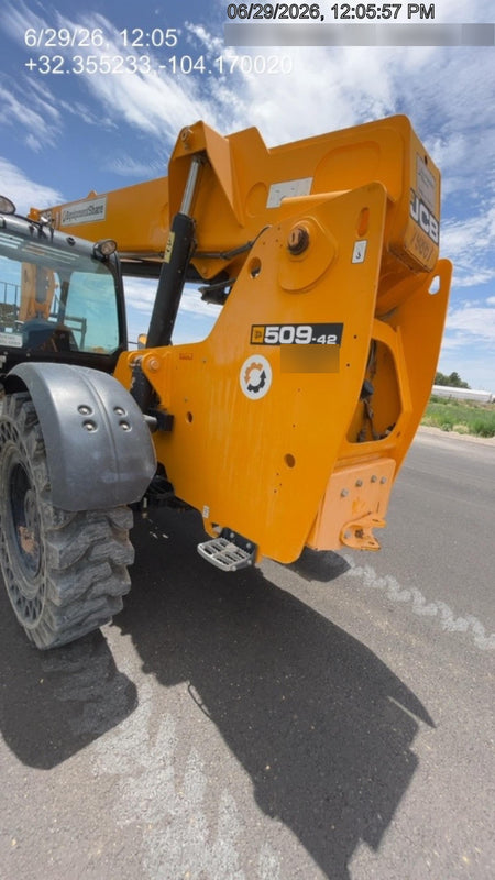 2020 JCB 509-42 Canopy, Solid Tires, Work Lights, Beacon, Aux Hydraulics, Back up Alarm, Lifting Eye, ES Decals