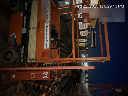 2022 JLG ES1330L