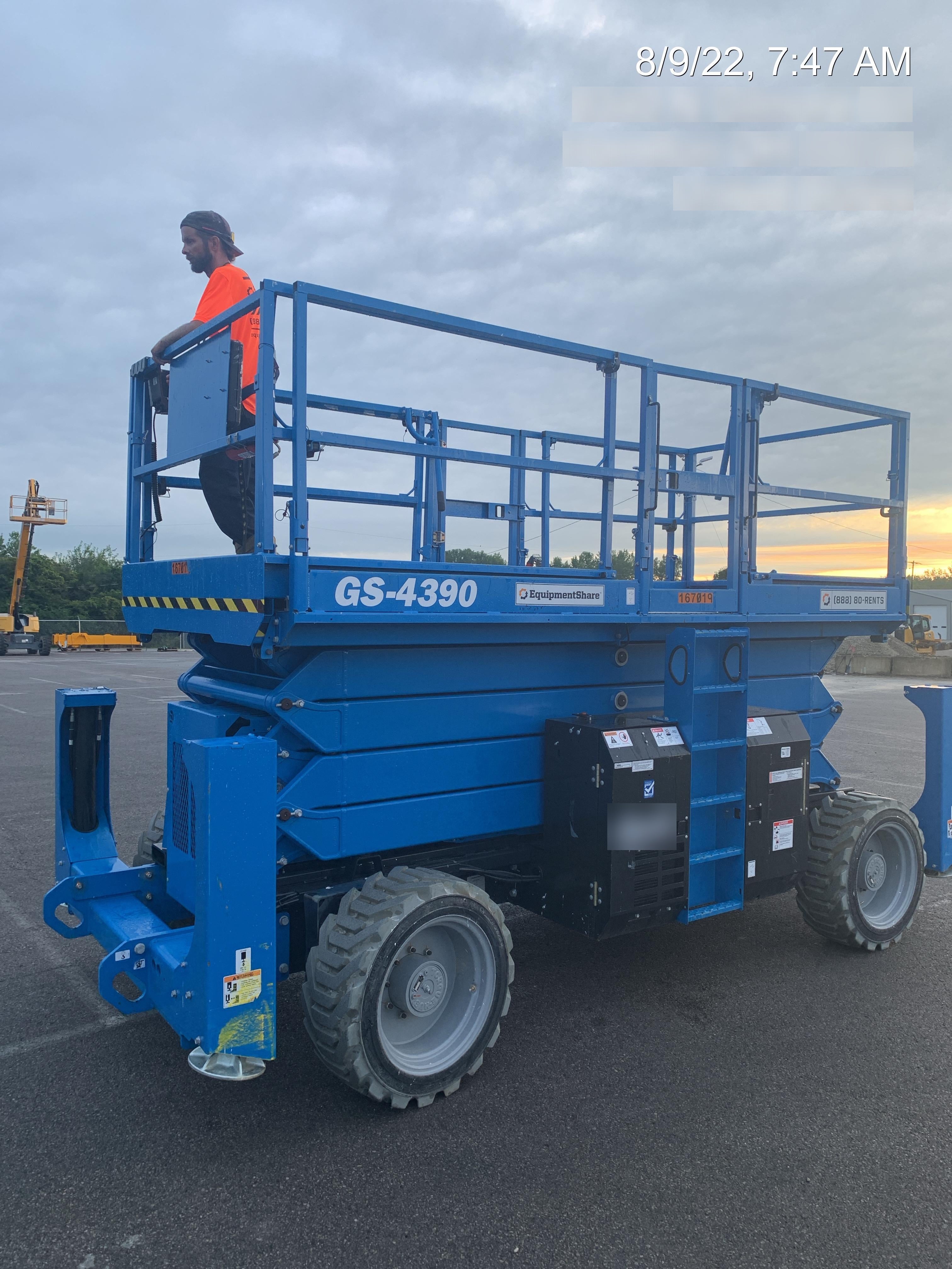 2021 GENIE GS-4390 RT
