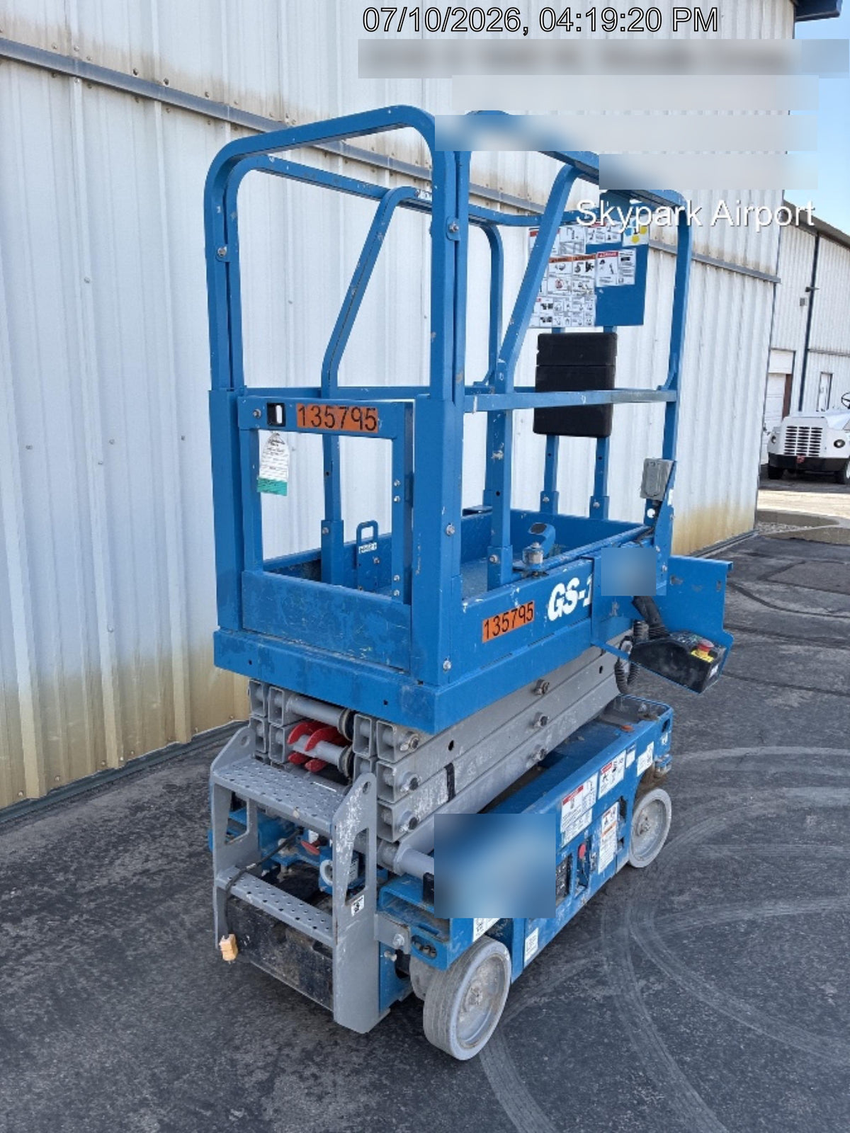 2021 GENIE GS-1330m