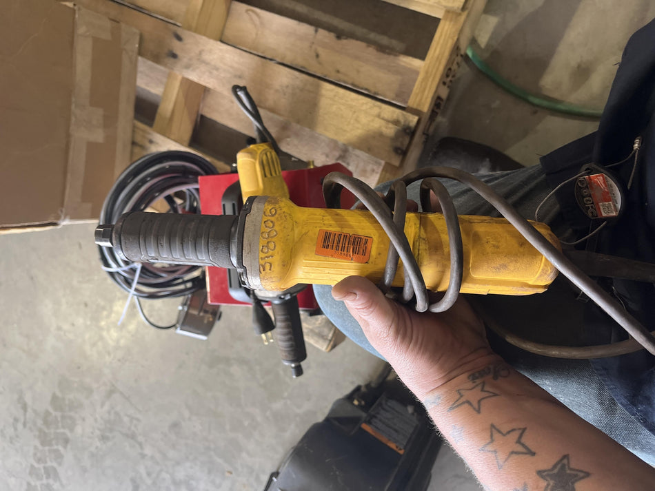 2023 DEWALT DWE4887N