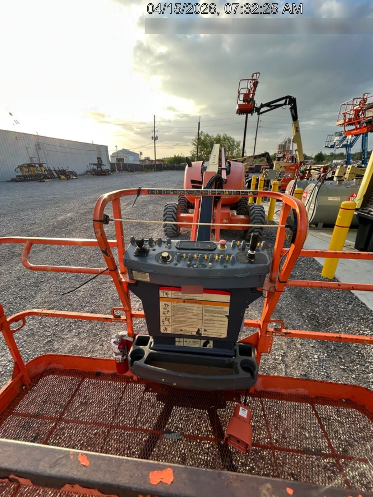 2021 JLG 600AJ