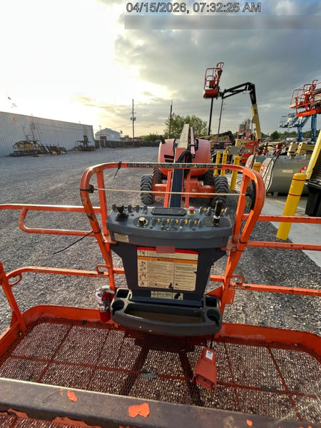 2021 JLG 600AJ