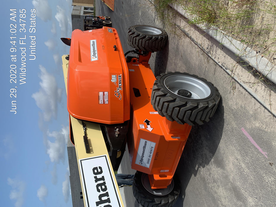 2020 JLG 660SJ