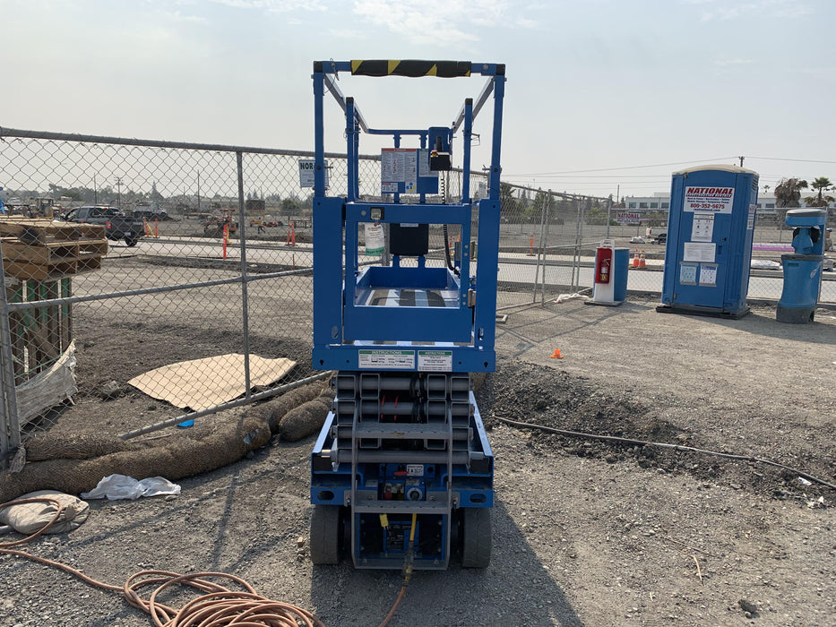 2020 Genie GS-1930 Solid Non Marking Tires, Beacon, Folding rails with half height swing gate, 800W Inverter