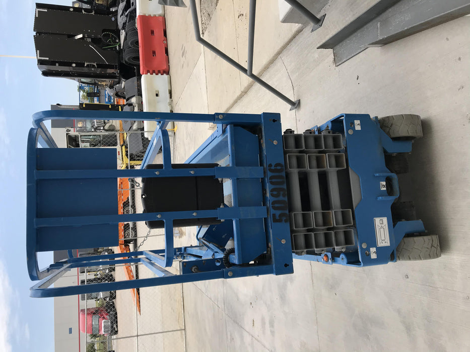 2019 Genie GS-1930 Fixed Rails with Chain Entry