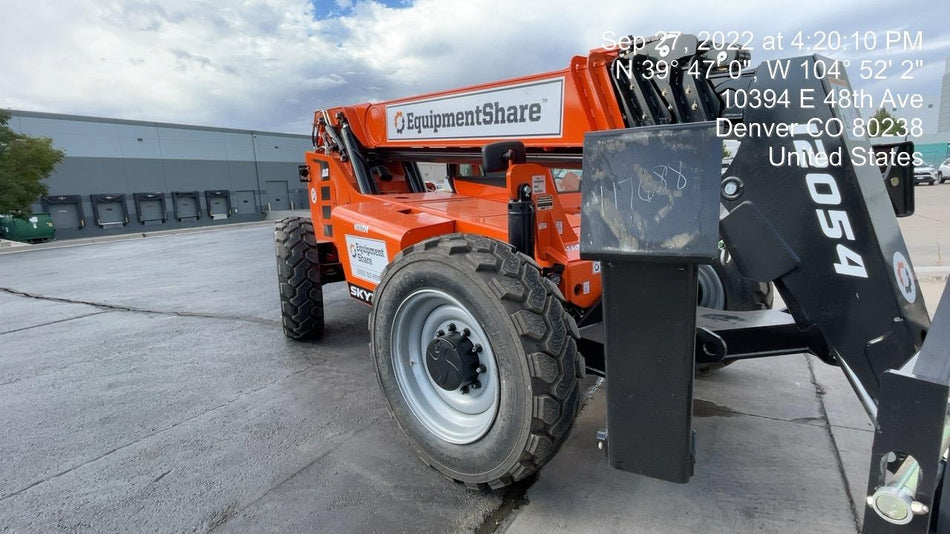 2022 SKYTRAK 12054