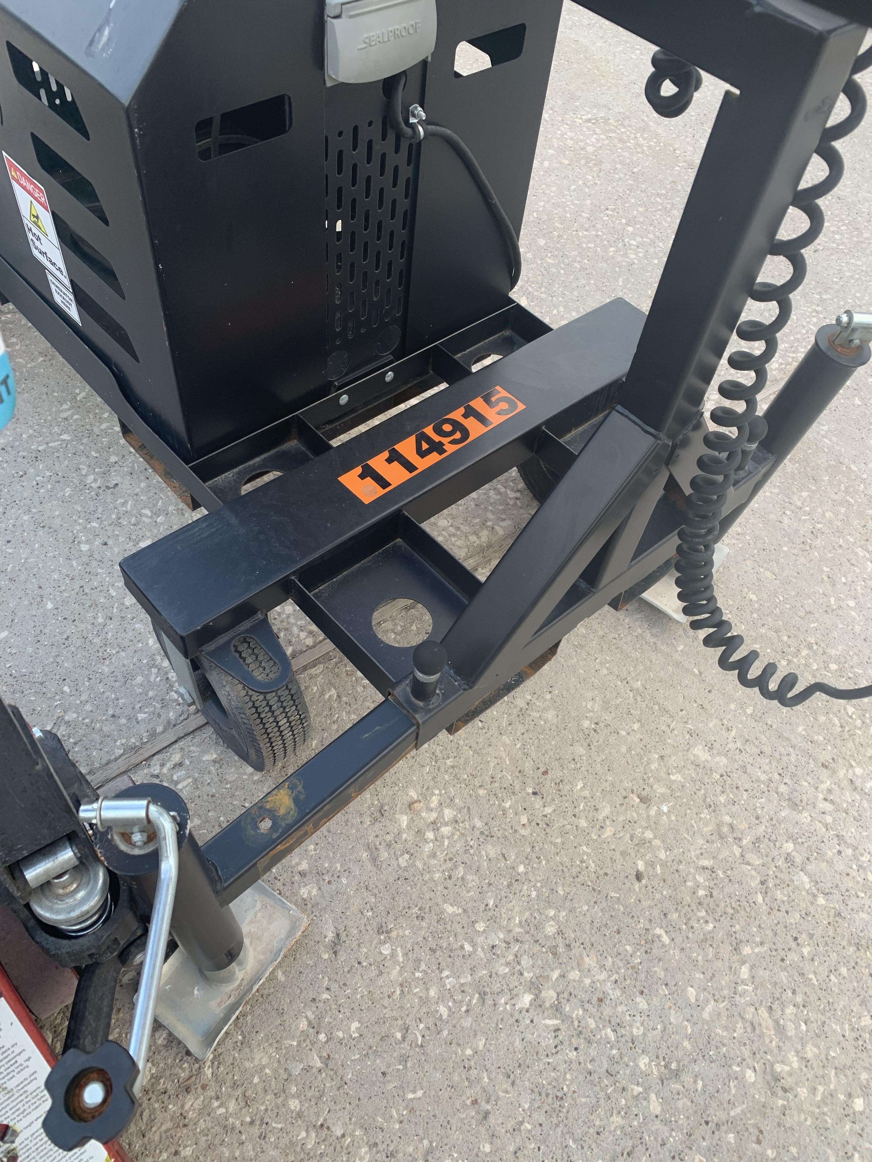 2020 LIND EQUIPMENT LE980LED-T4B