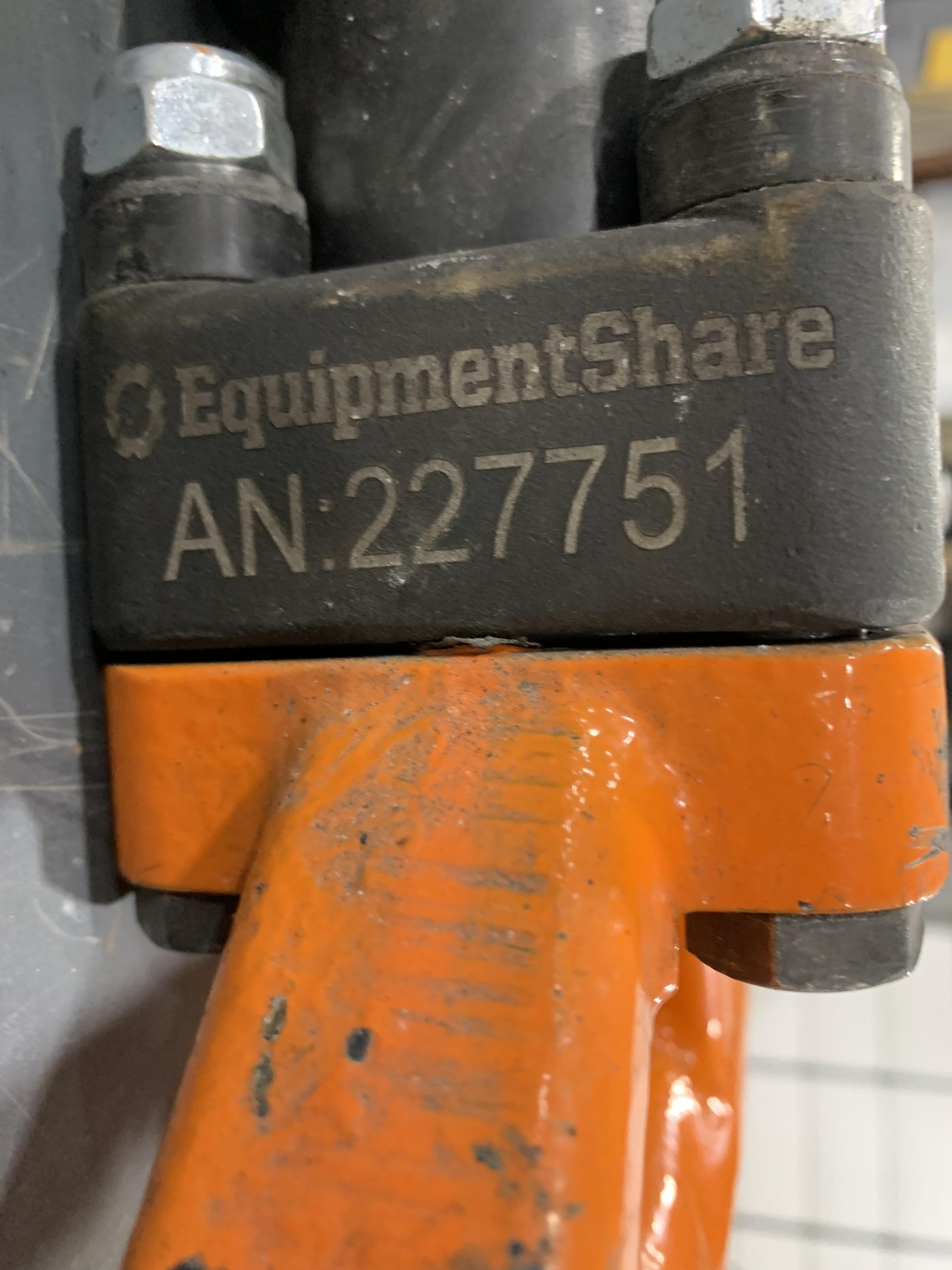 2022 MICHIGAN PNEUMATIC MP-CH3R-TRACKER