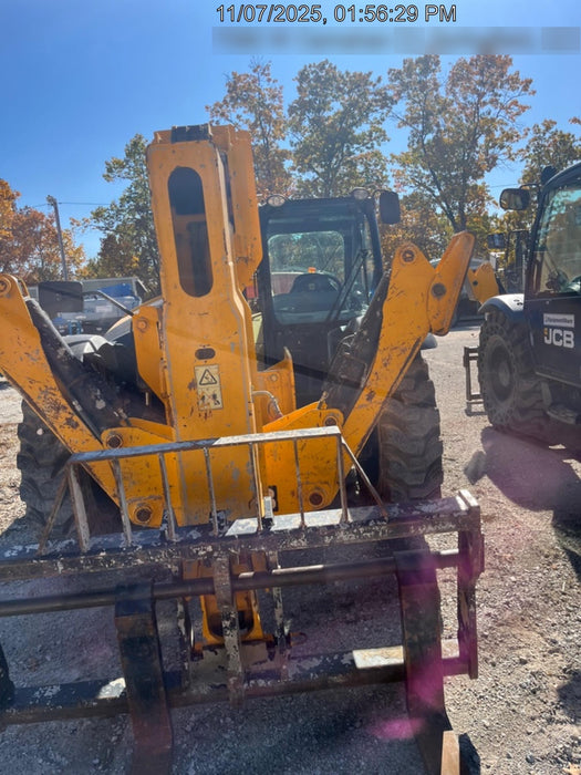 2020 JCB 510-56 Cab/Heat/Air, Solid Tires, Work Lights, Beacon, Aux Hydraulics, Back up Alarm, Lifting Eye, ES Decals