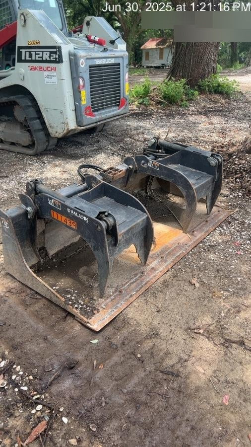 2020 PALADIN 76" Scrap Grapple Bucket - Paladin
