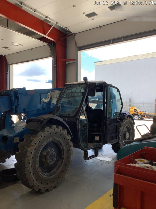 2020 Genie GTH-636 Cab/Heat/Air, Solid Tires, Work Lights, Beacon, Aux Hydraulics, Back up Alarm