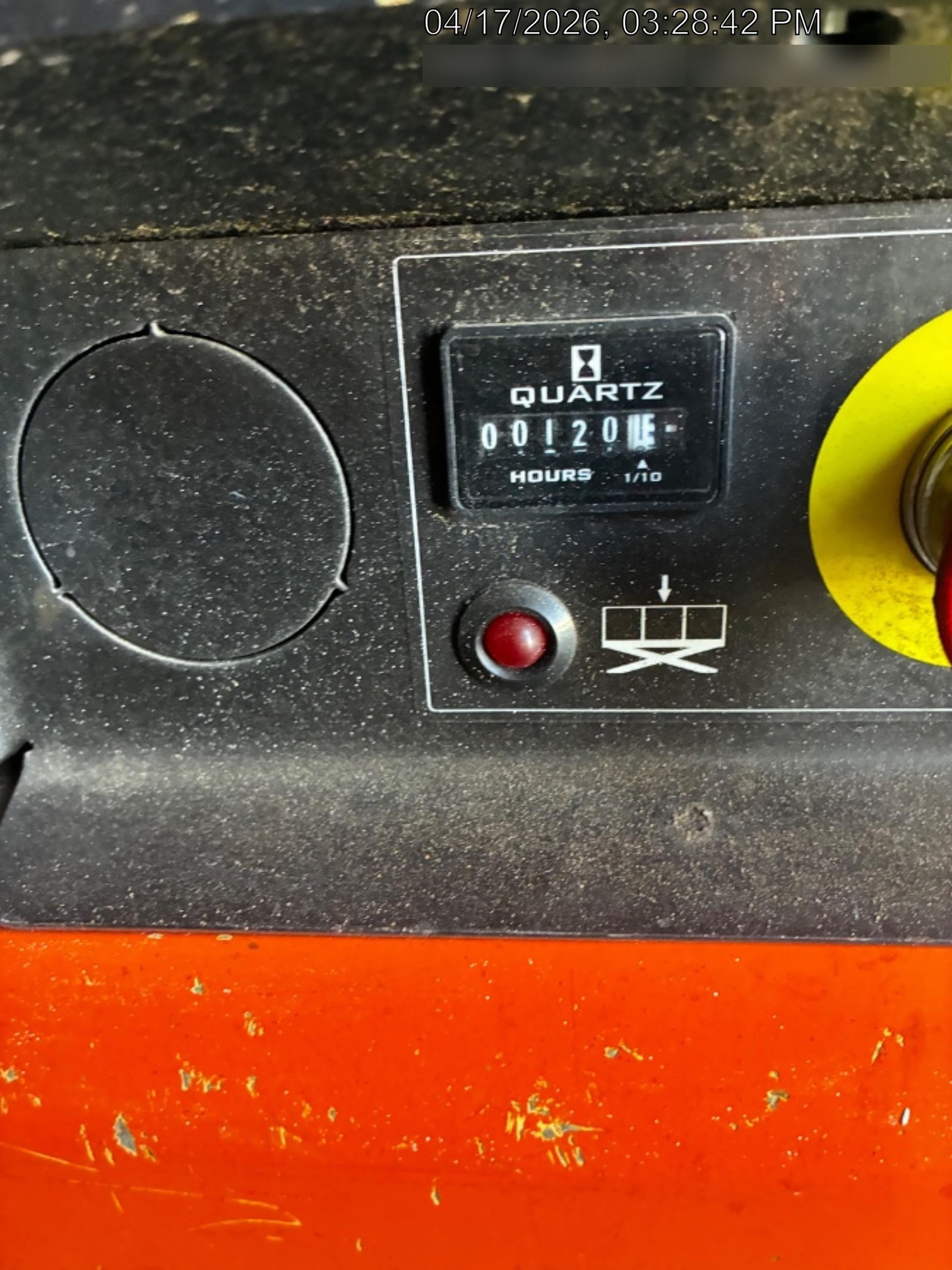 2023 JLG ES1932
