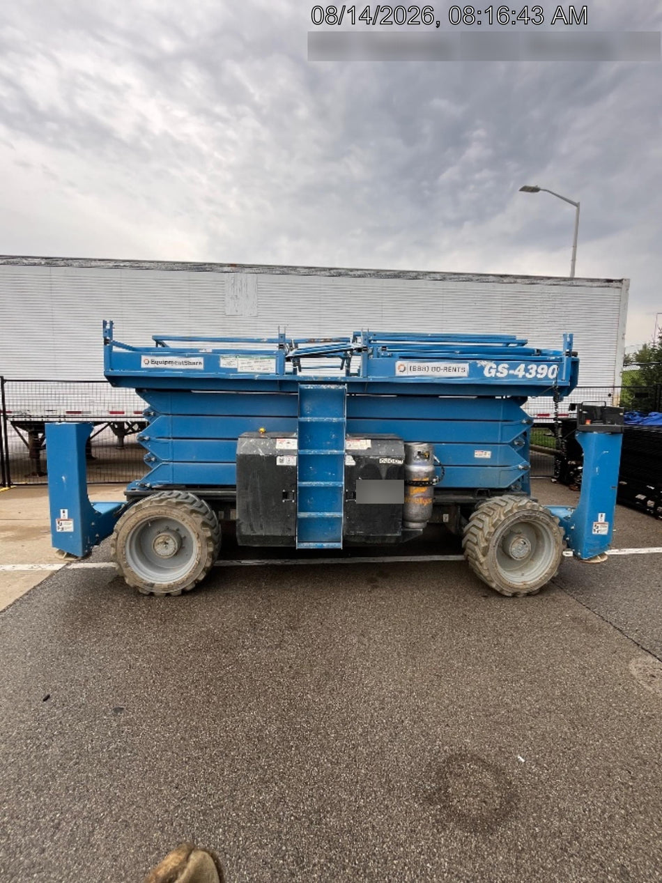 2020 GENIE GS-4390 RT
