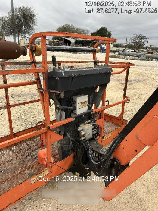2019 JLG 800AJ