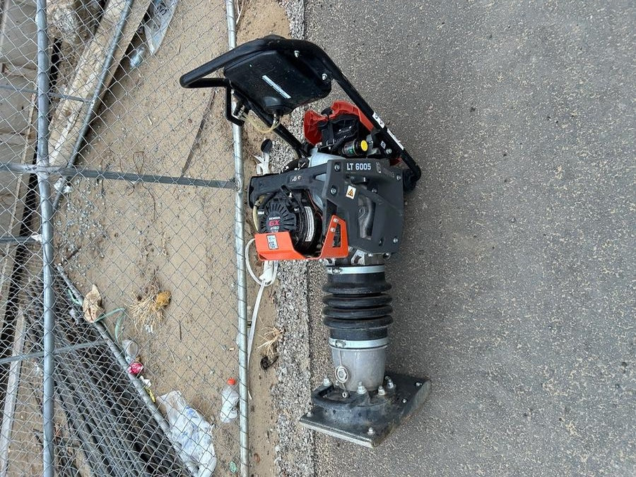 2024 HUSQVARNA LT6005