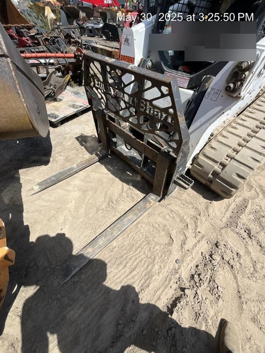 2022 PALADIN 48" Pallet Forks - Paladin