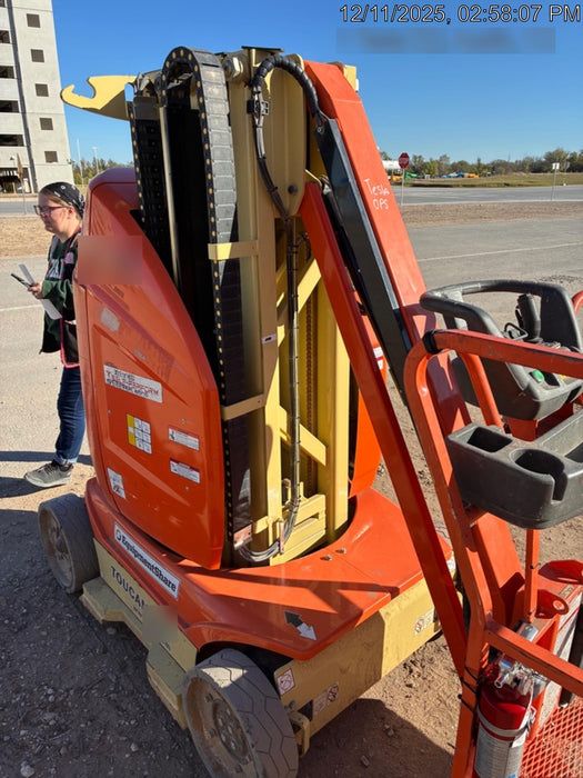 2020 JLG T26E