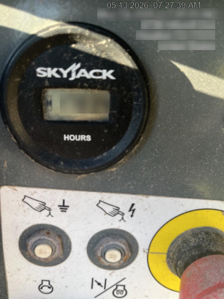 2017 SKYJACK SJ6832 RT