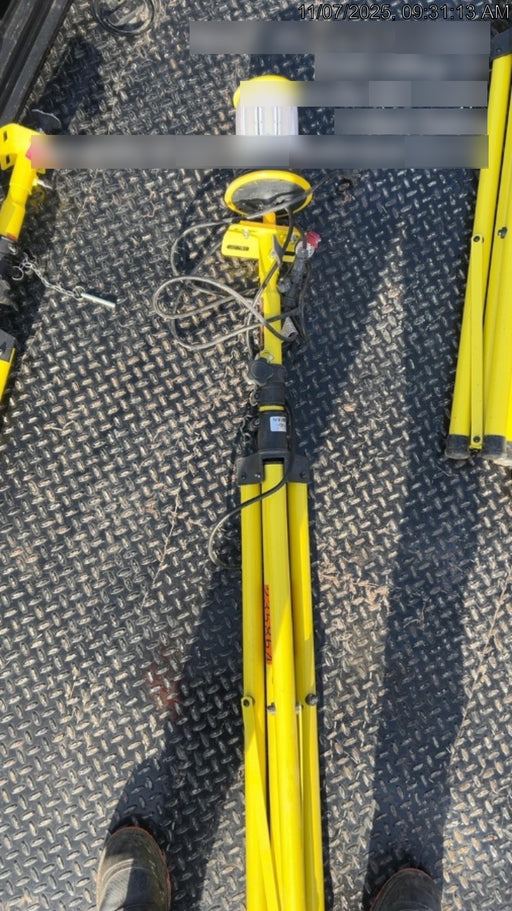 2022 LIND EQUIPMENT LE360LED-TR