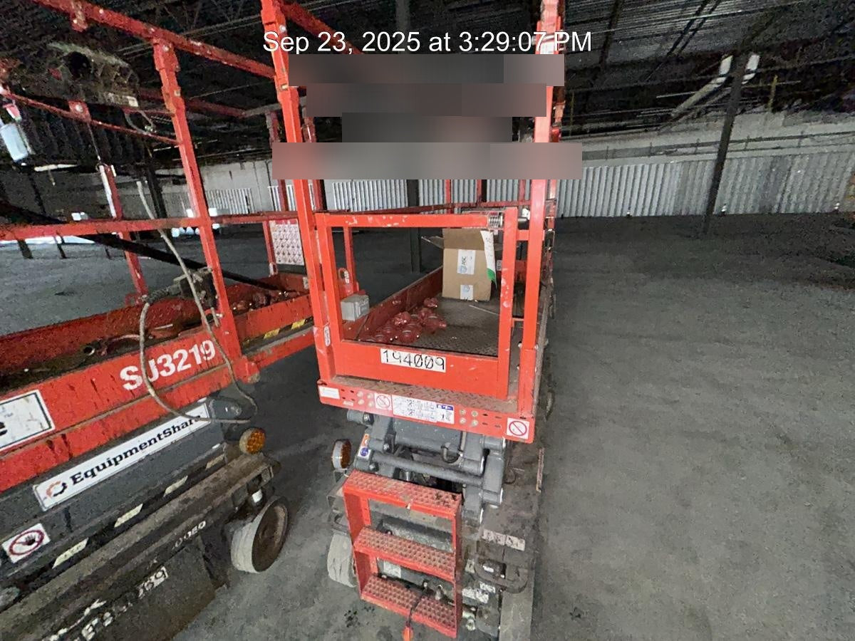 2021 SKYJACK SJ3219