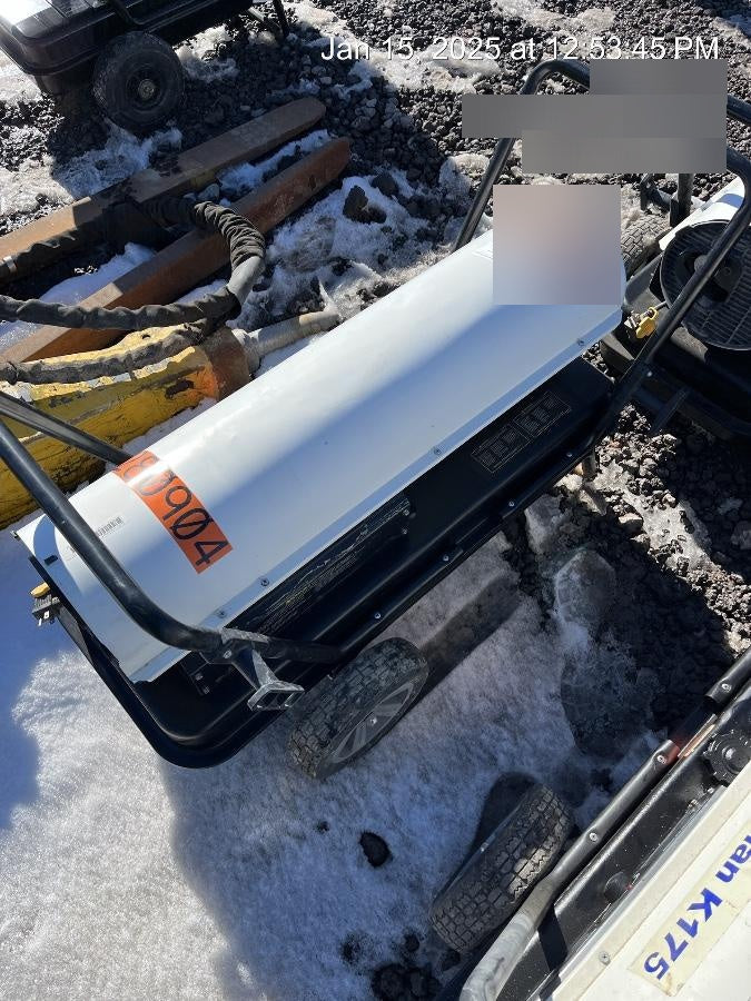 2022 LB WHITE Tradesman K175