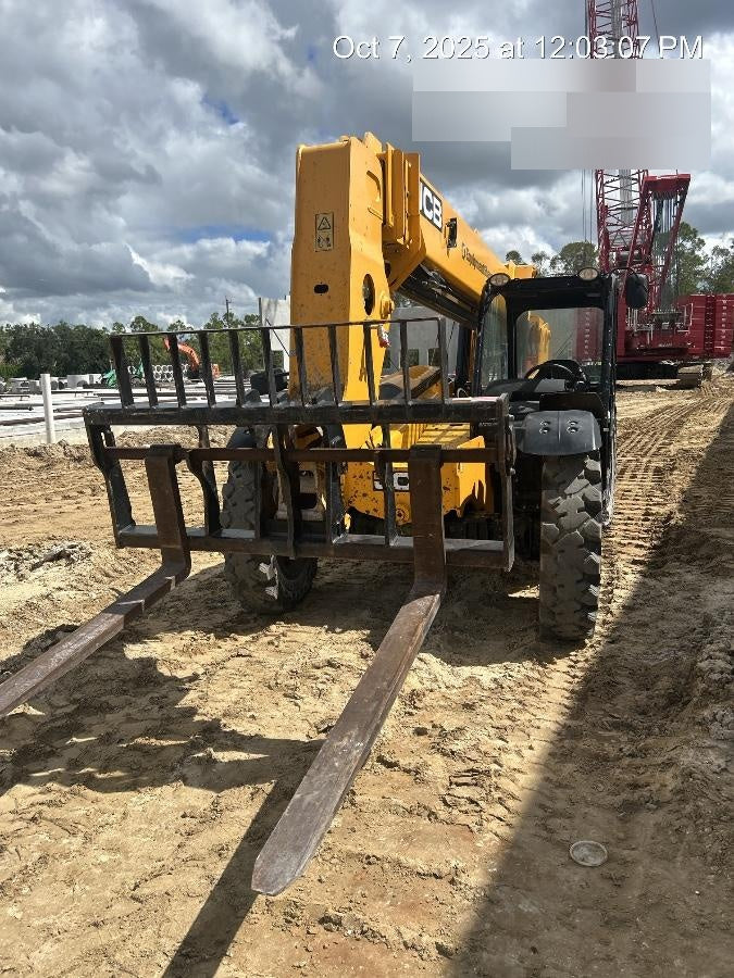 2023 JCB 509-42
