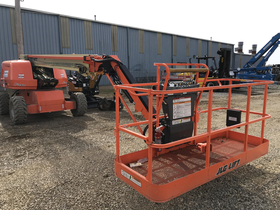 2018 JLG 660SJ