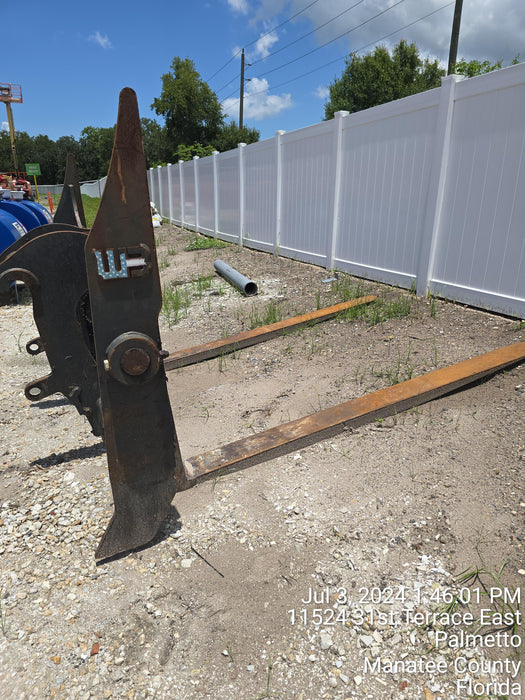 2019 WERK-BRAU 96" Loader Fork Carriage - Werk-Brau