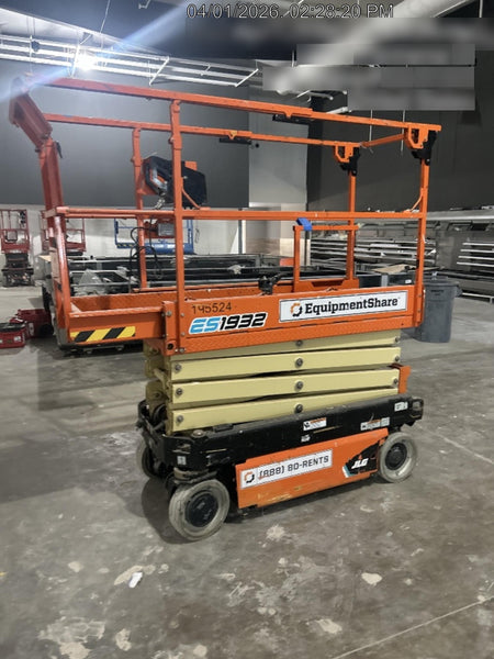 2021 JLG ES1932