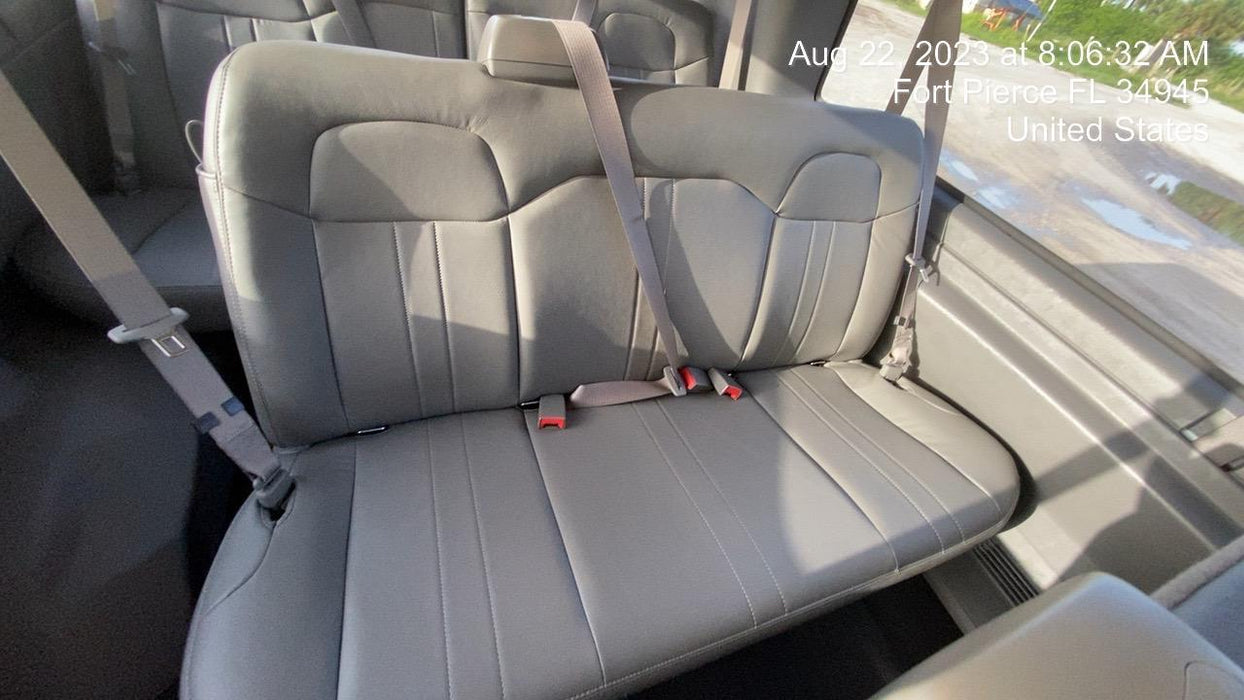 2023 CHEVROLET Express Van - Rental