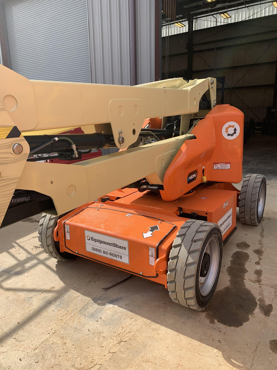 2021 JLG E450AJ