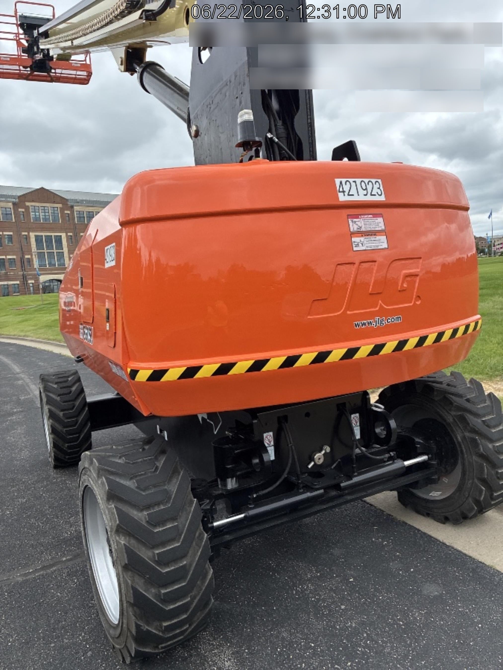 2024 JLG 860SJ