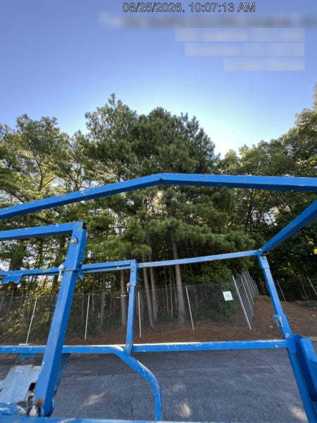 2019 Genie GS-2632 Folding rails with half height swing gate