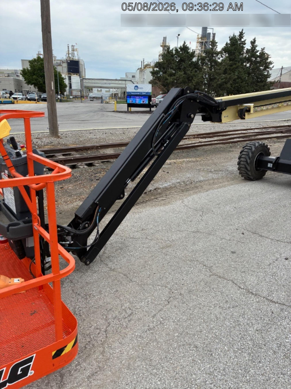 2025 JLG 460SJ