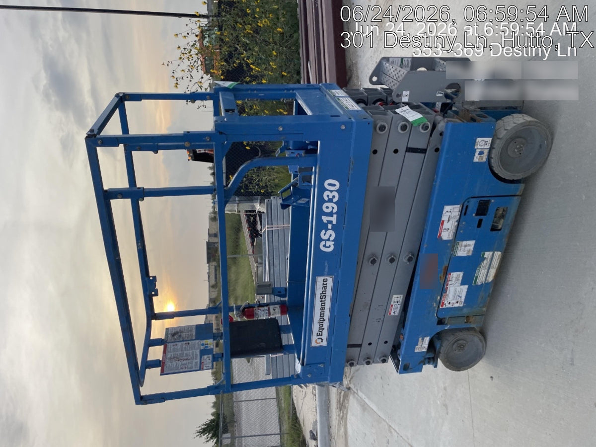 2020 Genie GS-1930 Solid Non Marking Tires, Beacon, Folding rails with half height swing gate