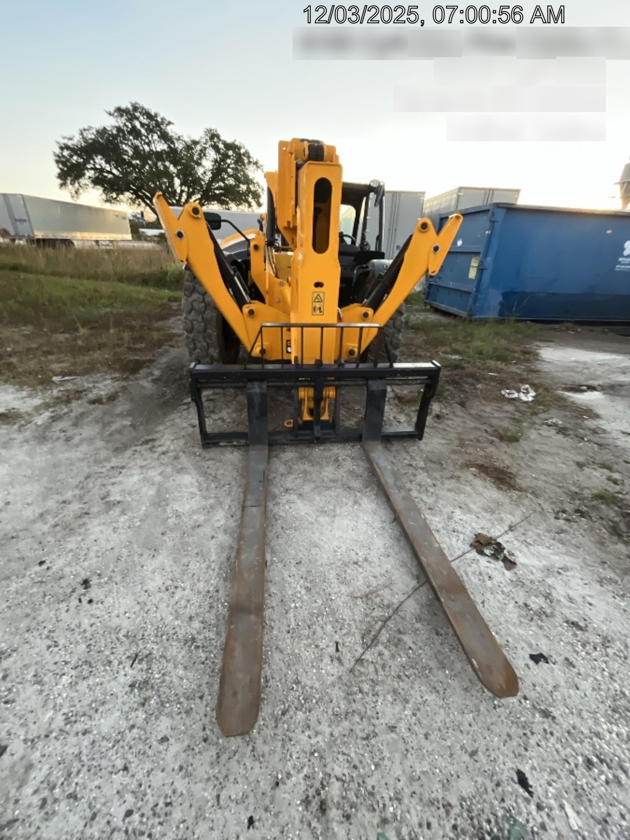 2025 JCB 512-56