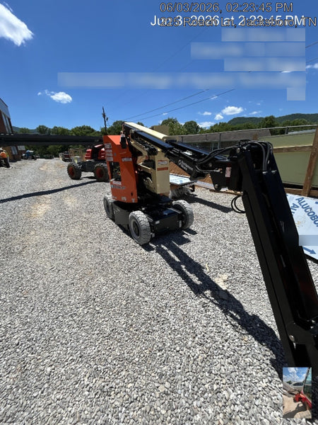 2025 JLG E300AJP