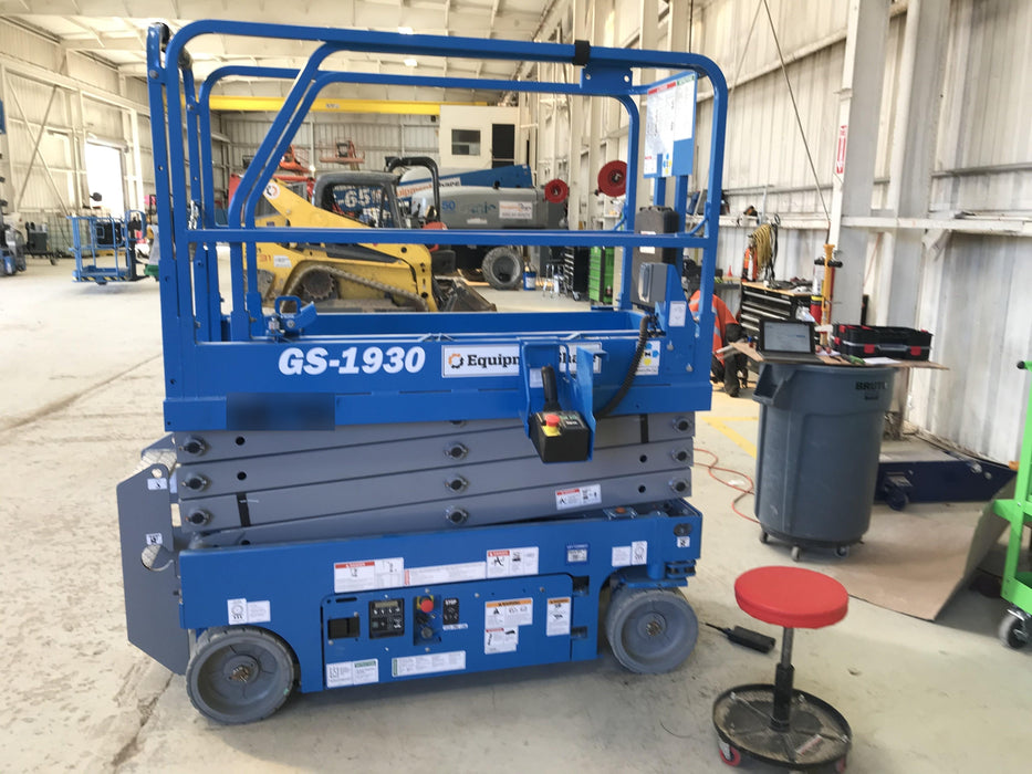 2019 Genie GS-1930 Fixed Rails with Chain Entry